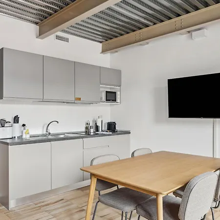 Limehome Via Fortebraccio شقة