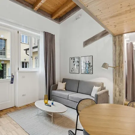 Limehome Via Fortebraccio Апартаменты *